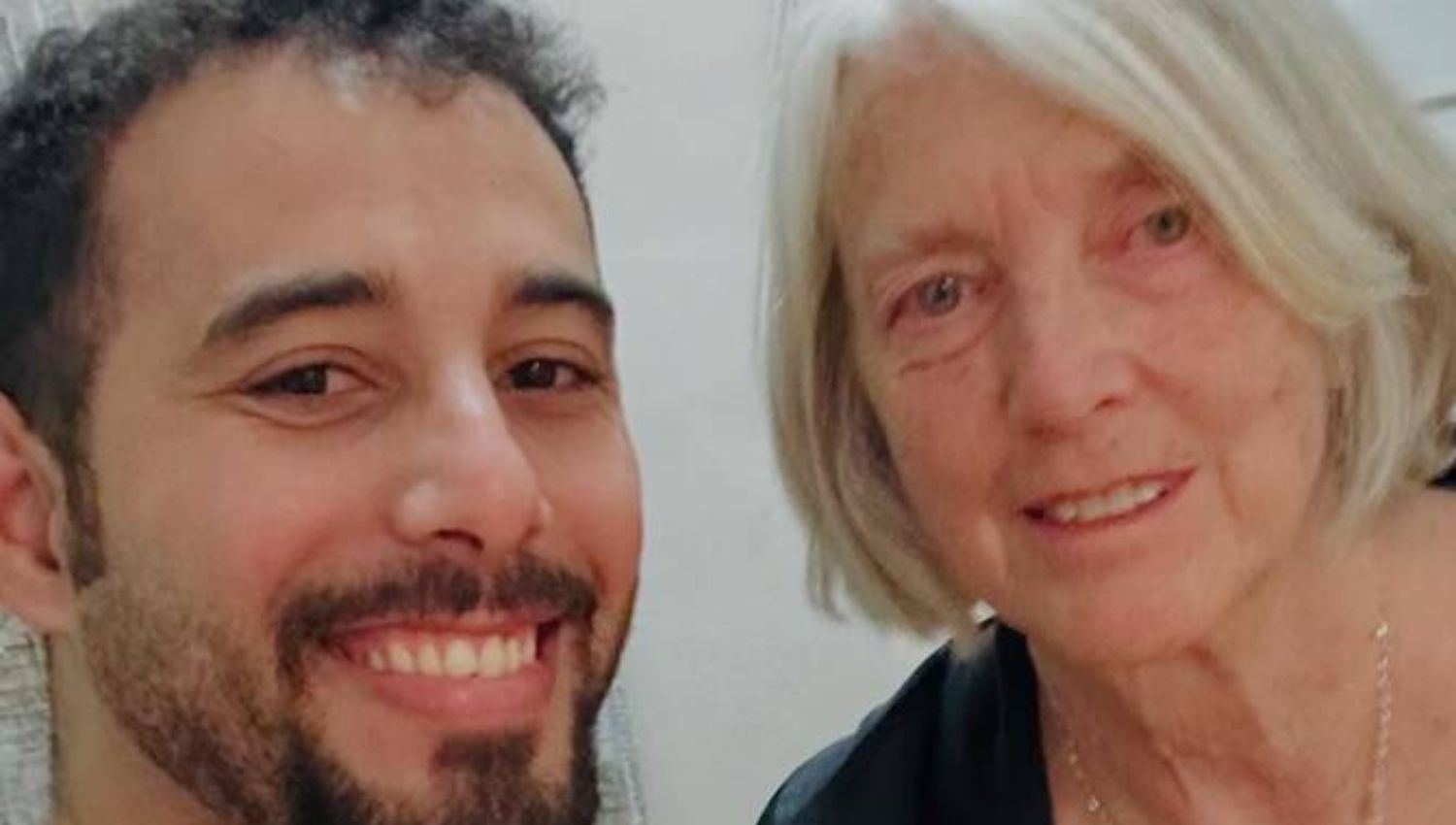Palestinian Writer Mosab Abu Toha Pays Tribute to Chris Affleck