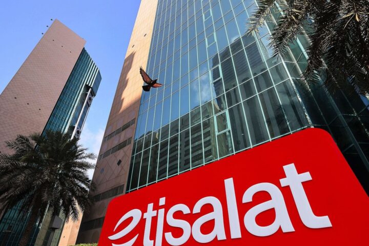 Etisalat UAE Says New 5.5G Feature Can Triple Smartphone Upload Speeds